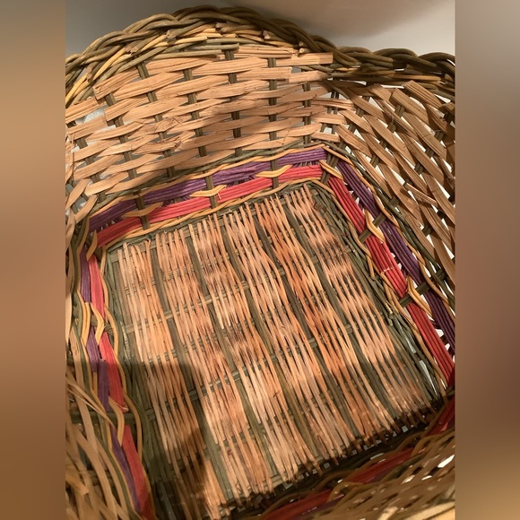 new vintage large clay pansies painted wicker basket - Picture 10 of 12